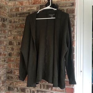 American eagle hooded sweater